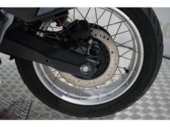 Moto Guzzi V85 TT E5 Rosso Fuji 2024 occasion – foto 11 van 20