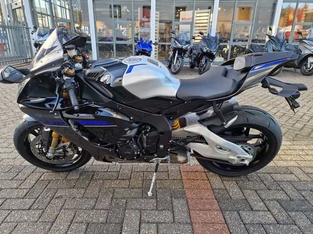 yamaha - yzf-r1m