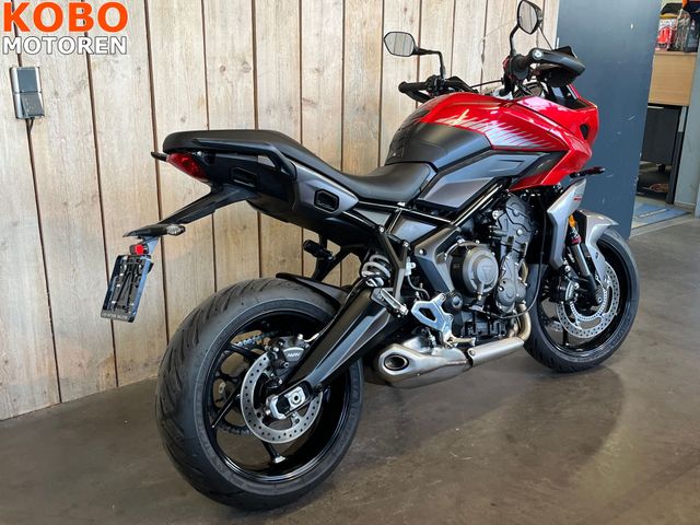 triumph - tiger-660