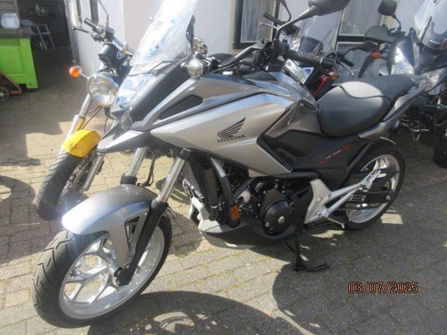 honda - nc-750-x-dct-c-abs