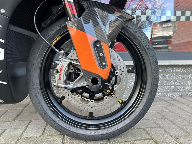 ktm - rc-8c