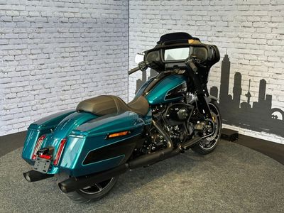 HARLEY-DAVIDSON STREET GLIDE FLHX – foto 3