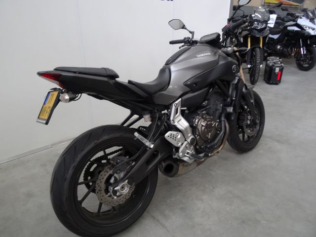 yamaha - mt-07-abs