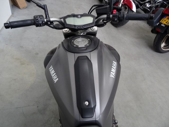 yamaha - mt-07-abs