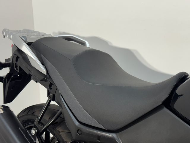 suzuki - v-strom-650-a-touring