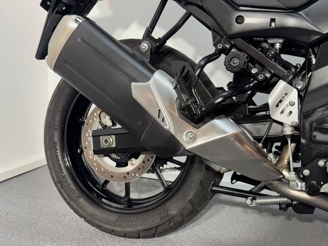 suzuki - v-strom-650-a-touring