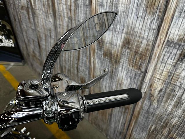 harley-davidson - springer-softail-cvo