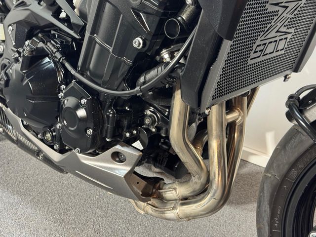 kawasaki - z900