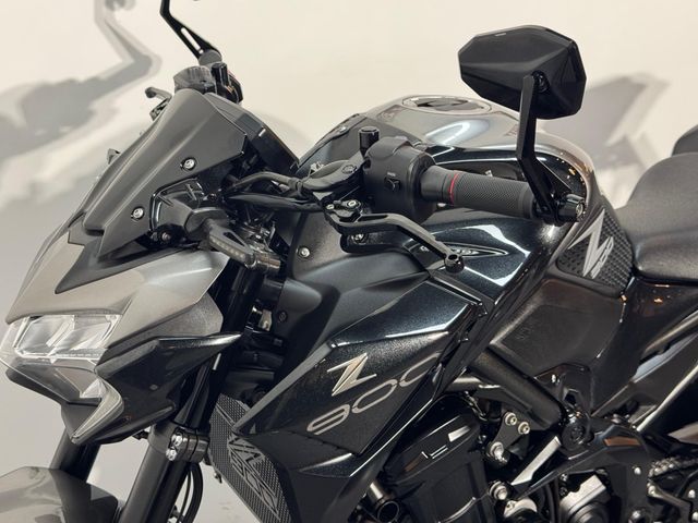 kawasaki - z900