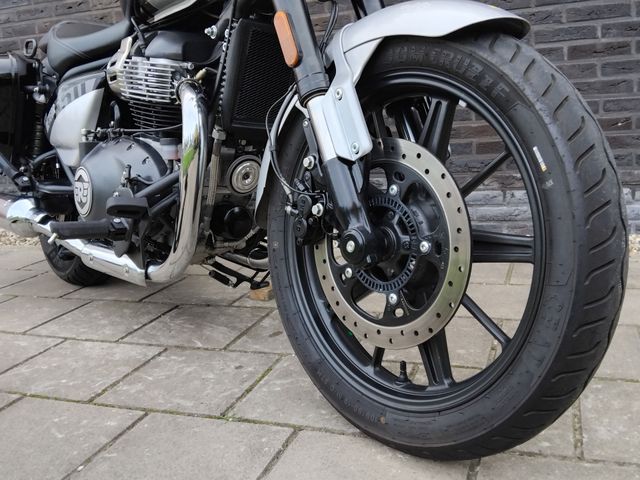 royal-enfield - super-meteor-650