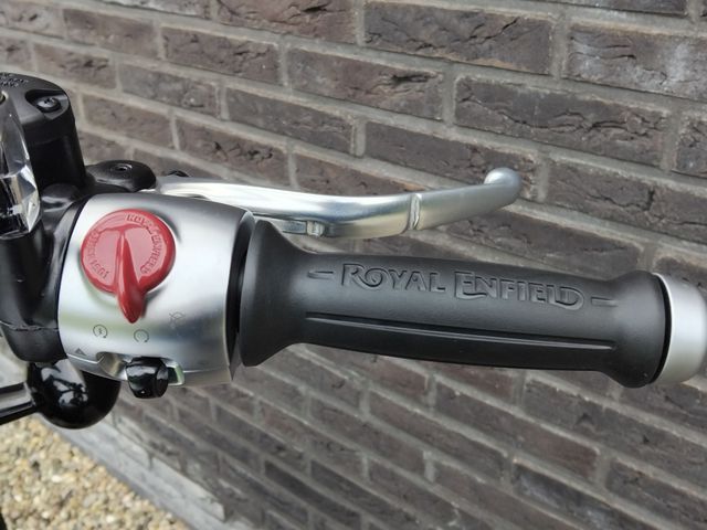 royal-enfield - super-meteor-650