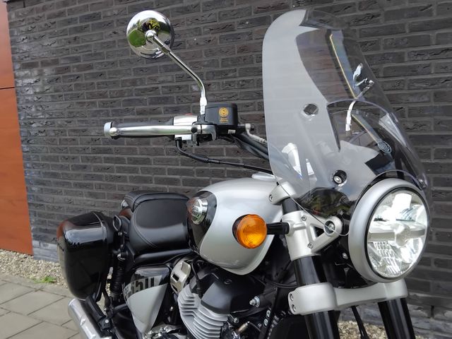 royal-enfield - super-meteor-650