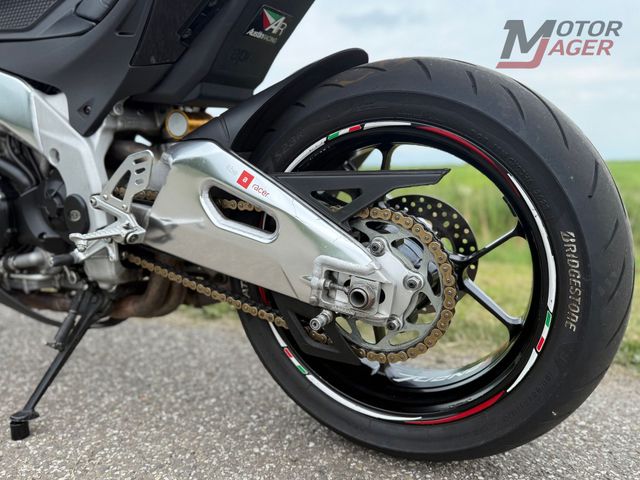 aprilia - tuono-v4-r-aprc