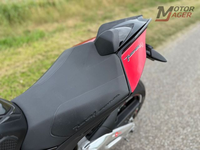 aprilia - tuono-v4-r-aprc