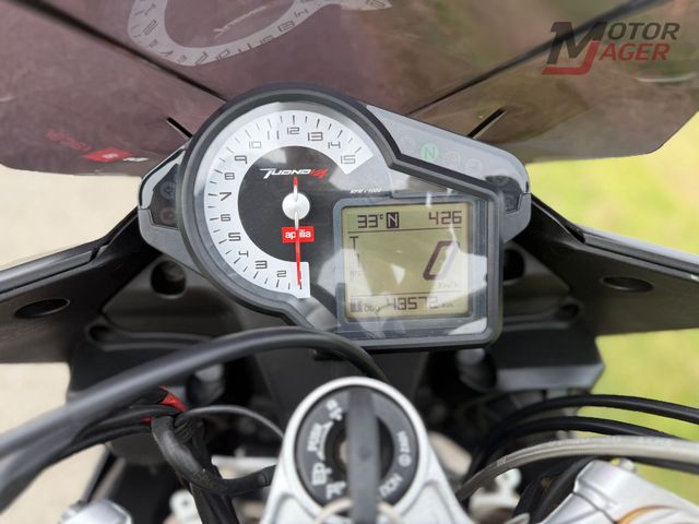 aprilia - tuono-v4-r-aprc