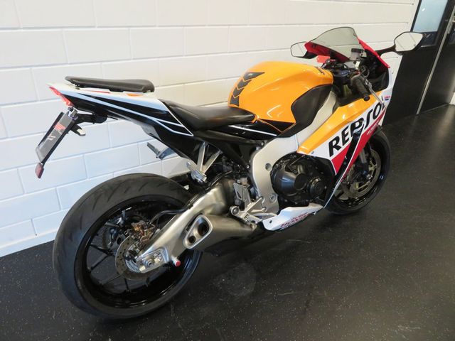 honda - cbr-1000-rr-fireblade