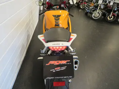 HONDA CBR 1000 RR FIREBLADE – foto 4