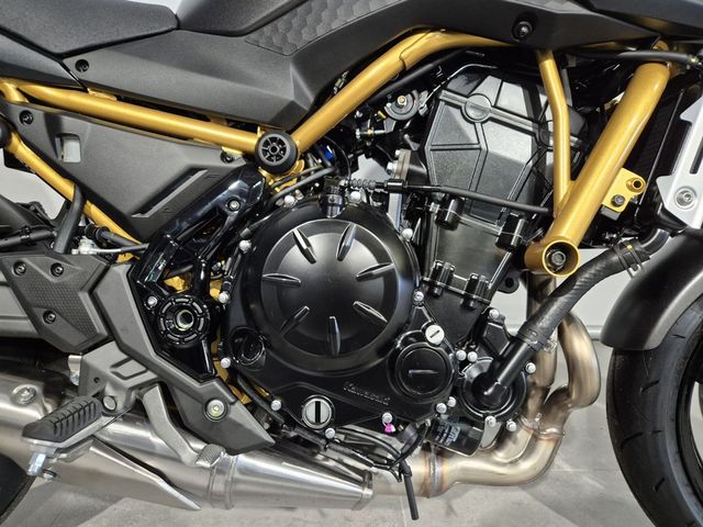 kawasaki - z650-s