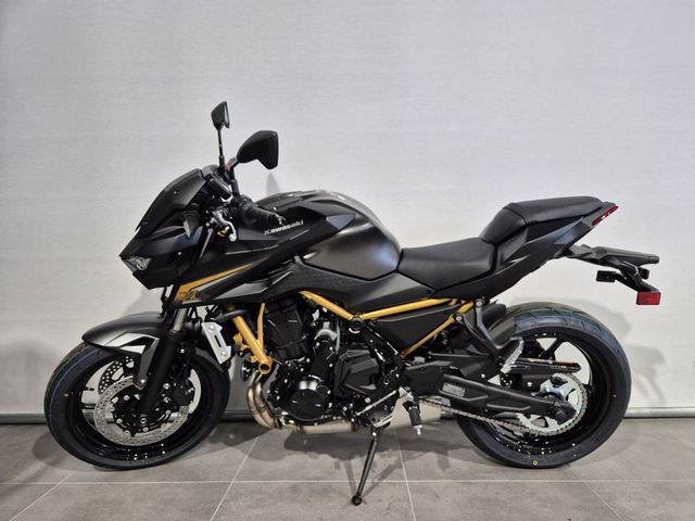 kawasaki - z650-s