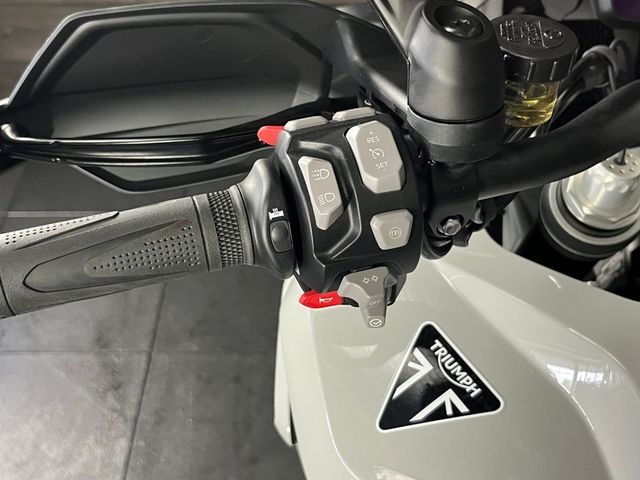 triumph - tiger-1200-gt