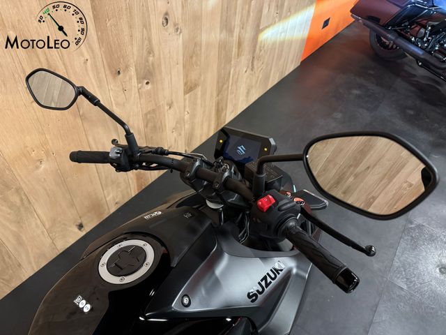 suzuki - gsx-8s