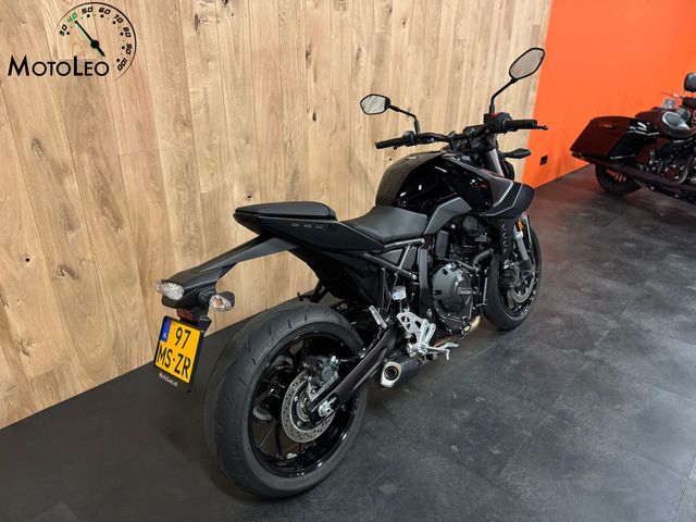 suzuki - gsx-8s