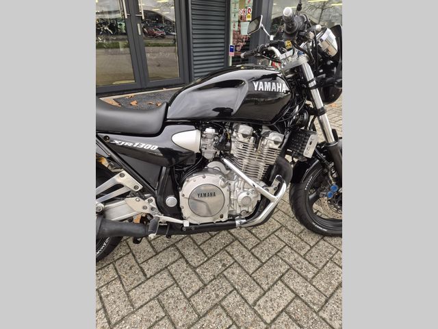 yamaha - xjr-1300