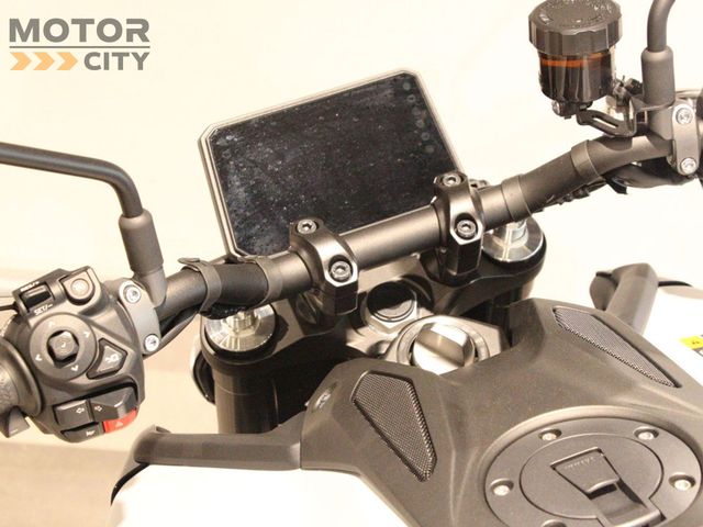 yamaha - mt-09-y-amt