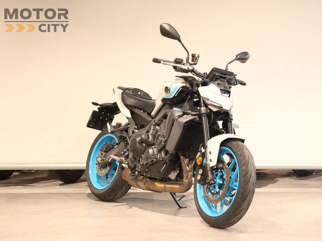 yamaha - mt-09-y-amt