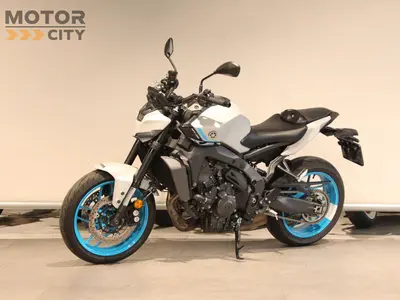 YAMAHA MT 09 Y-AMT – foto 3