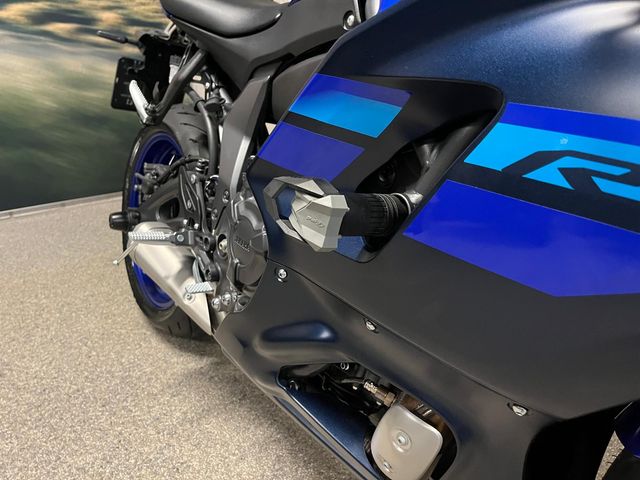 yamaha - r7