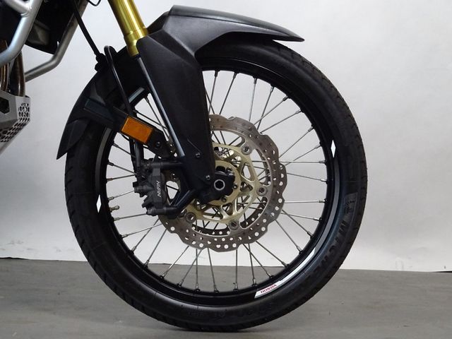 honda - crf-1000-l-africa-twin-dct