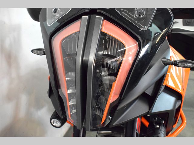 ktm - 1290-super-adventure-s
