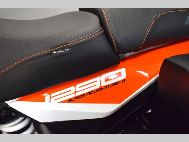 ktm - 1290-super-adventure-s