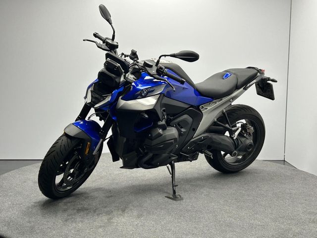 bmw - r-1300-r