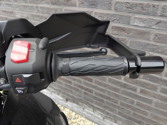 suzuki - v-strom-1050