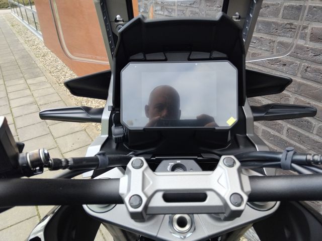 suzuki - v-strom-1050