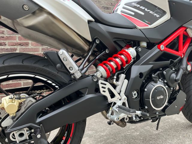 aprilia - shiver-900
