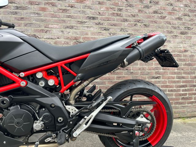 aprilia - dorsoduro-900