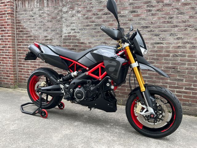 aprilia - dorsoduro-900