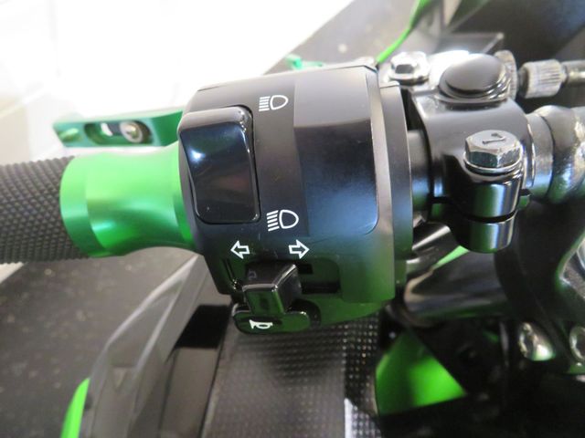 kawasaki - ninja-400-sport