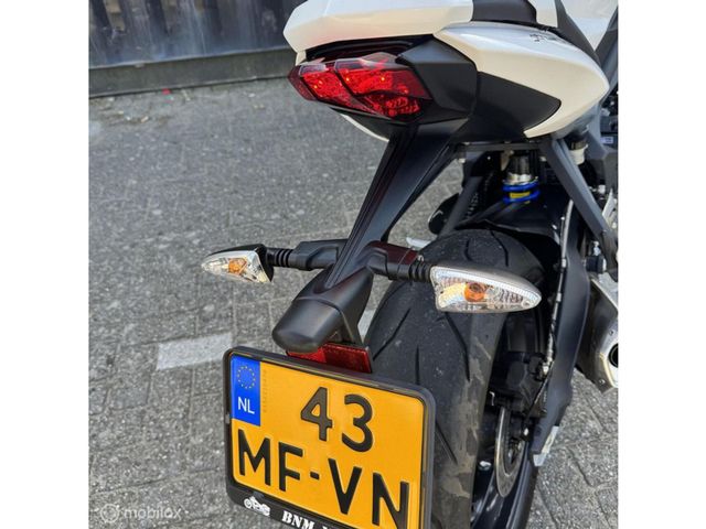 triumph - street-triple