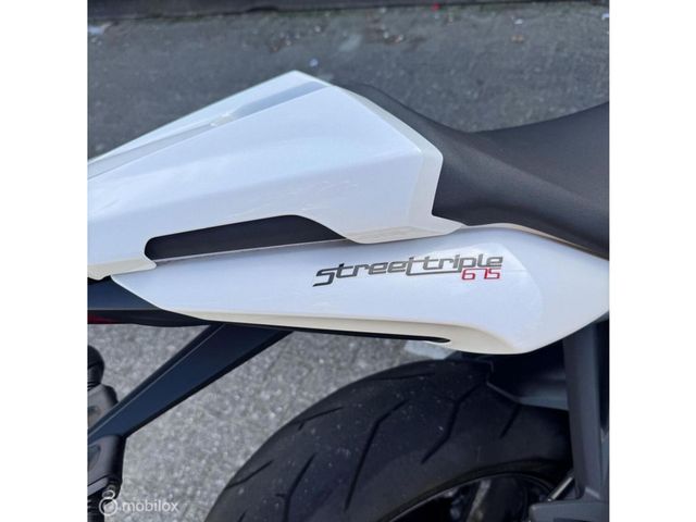 triumph - street-triple