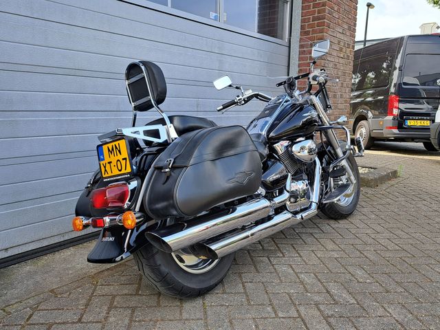 suzuki - intruder-c-1500