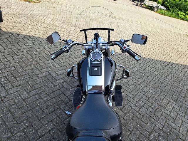 suzuki - intruder-c-1500