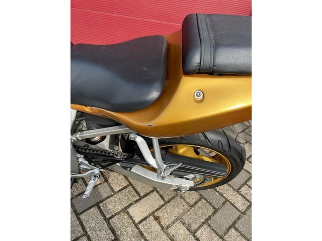 suzuki - gsx-r-600-w