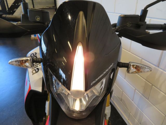 aprilia - dorsoduro-900
