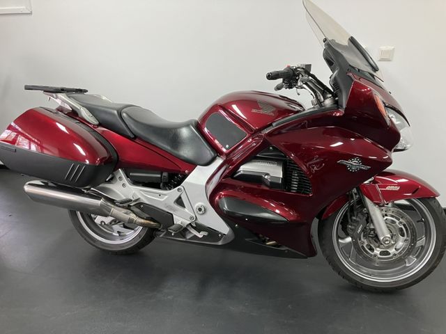 honda - st-1300-pan-european
