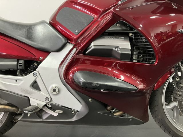 honda - st-1300-pan-european