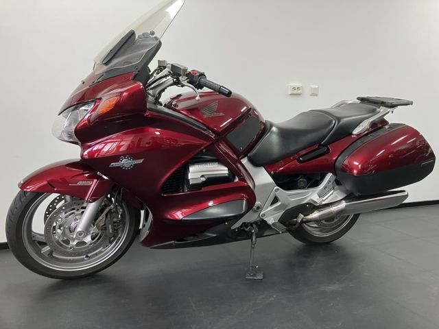 honda - st-1300-pan-european